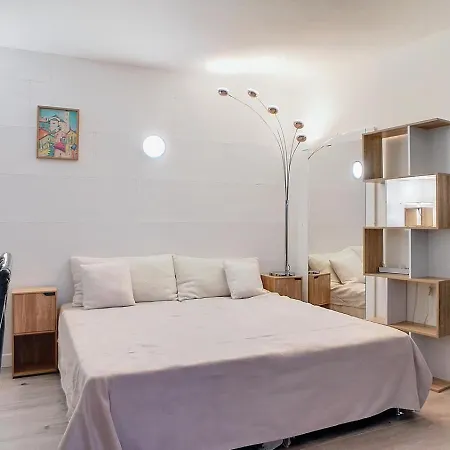 Apartment Elegant Proche De La Mandelieu-la-Napoule